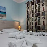House 3* Skiathos Town