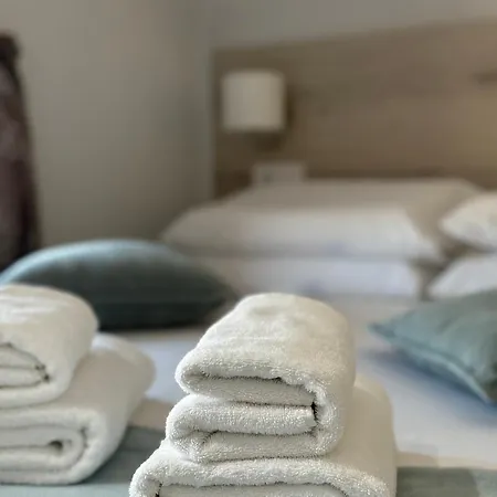 House 3* Skiathos Town